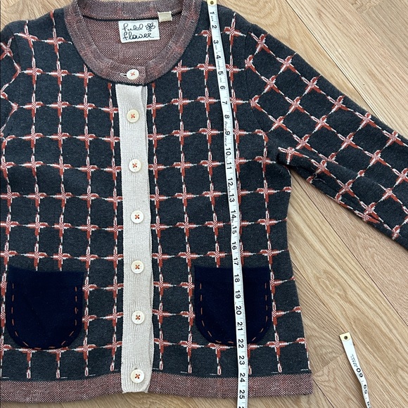 Anthropology Field Flower Chic Women's Cardigan with Button Detail - Picture 6 of 6